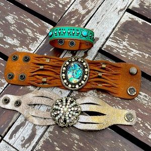 Set of leather bracelets